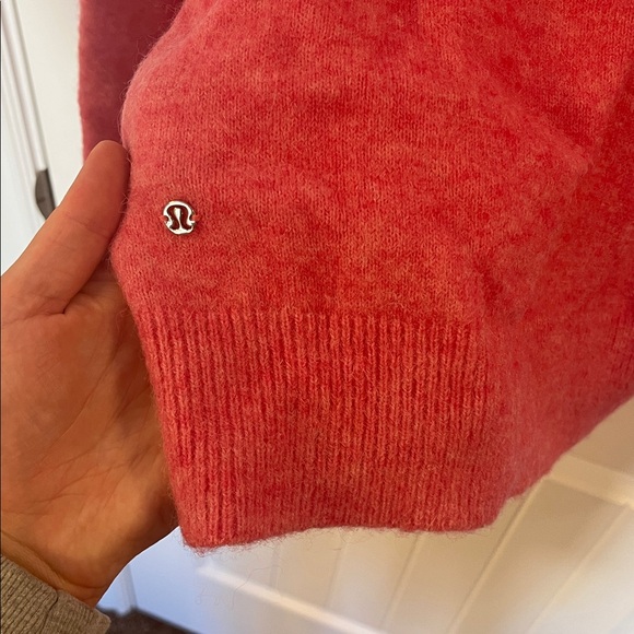 NWT Hot pink, Lululemon V-neck button up cardigan in alpaca/wool blend - Picture 8 of 8